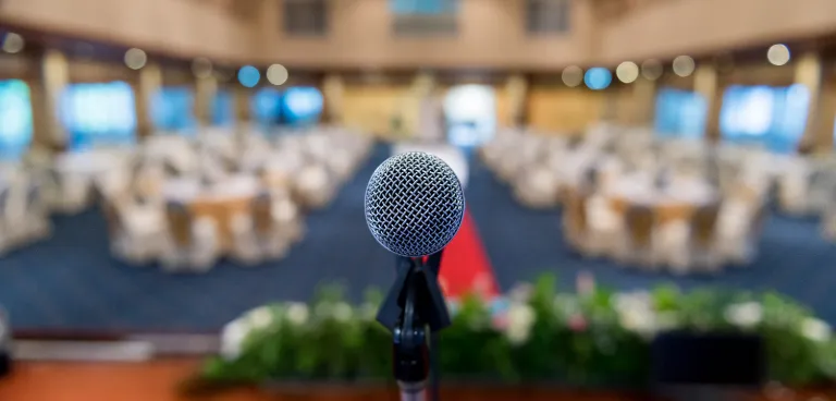 microphone-stage